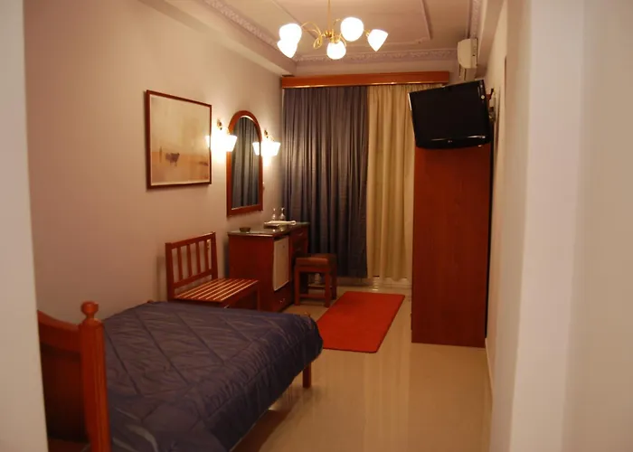 Hotel Avra